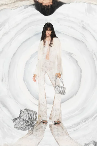 Look 25